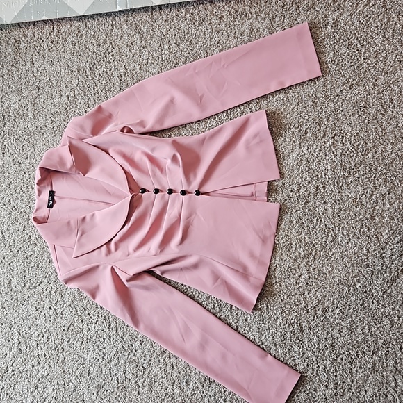 Jacket - Picture 1 of 5